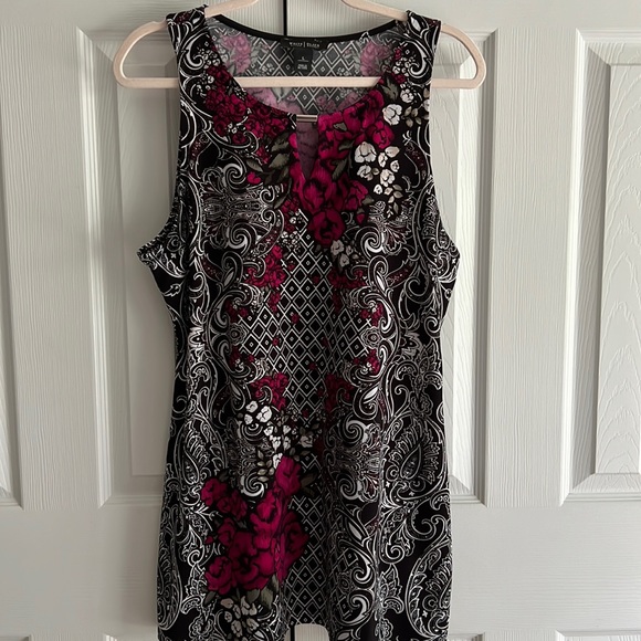 White House Black Market sleeveless long top to wear with leggings. Size L - Picture 1 of 4